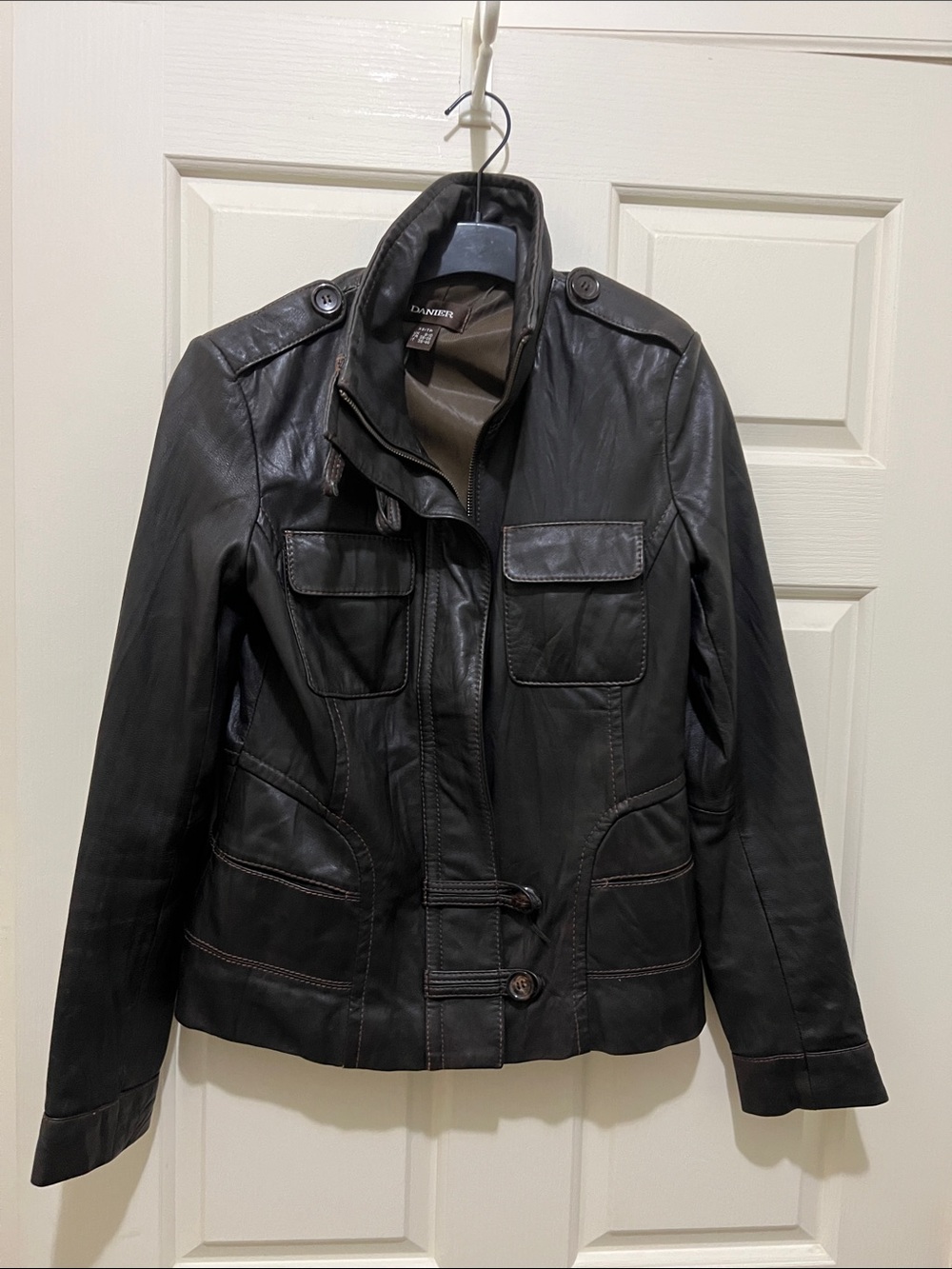 Danier Dark Brown Leather Military-Style Jacket with Button Tabs (sz xs)